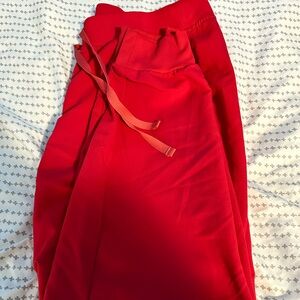 ❤️ FIGS Pop of Red Zamora Jogger Scrub Pants | Size L | EUC | PO 6231